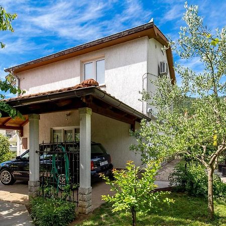 Nice Apartment In Rukavac With Kitchen Extérieur photo